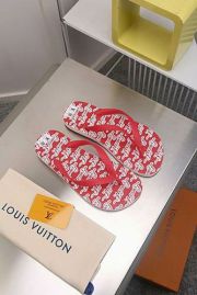 Picture of LV Slippers _SKU452815057501927